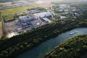 En octobre, l’énergéticien posait la première pierre de son futur centre de R&D à Saclay (Essonne). En parallèle, il inaugurait la plate-forme expérimentale des Renardières (Seine-et-Marne), unique en Europe, pour accompagner l’évolution des systèmes électriques vers les smart grids.