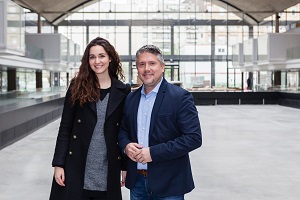 Darren Mowry, director, EMEA Startup chez Amazon Web Services, a visité Station F en compagnie de sa directrice, Roxanne Varza. ©StationF