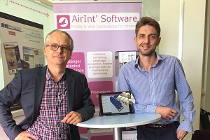 Sébastien Requilllart et Laurent Breard ont travaillé une quinzaine d'années dans la maintenance de cabine. ©AirInt’Services