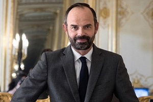 Edouard Philippe, L’industrie, chouchou d’un « Etat partenaire »