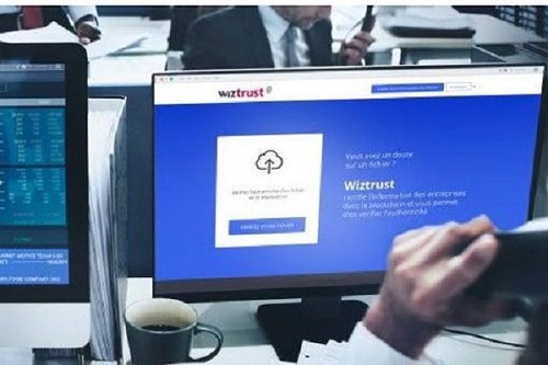 Wiztrust permet de stopper les piratages d’informations, notamment facilités par la multitude de canaux de diffusion et la propagation instantanée des informations sur les réseaux sociaux… sans oublier le manque de temps des journalistes pour enquêter…