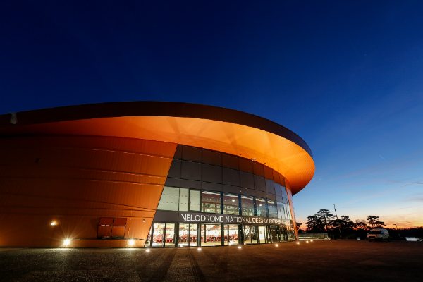 Les expérimentations au Vélodrome national de Saint Quentin en Yvelines vont durer jusqu'en 2023.