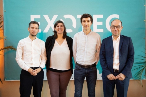 De droite à gauche Bertrand Foucher, Directeur général de l’Aderly, Renaud Heitz, Co-fondateur d’Exotec, Stéphanie Foucart, Directrice R&D Software Exotec et Julien Marbouty, Directeur d’H7